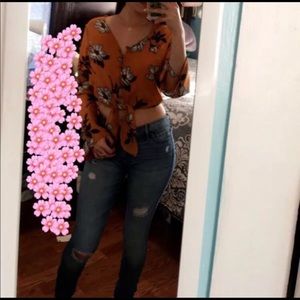 Medium wash ripped hollister jeans